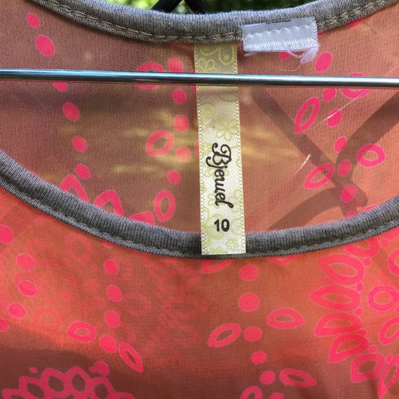 Bjewel Pink and Gray Sheer Tank - Picture 4 of 4